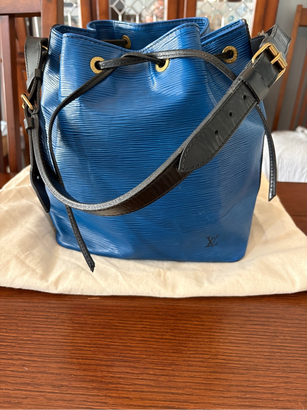 Authentic! Rare! Louis Vuitton Blue Epi Noe Leather Bag